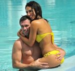 Leilani Dowding showcases her taut stomach in sexy bikini wi